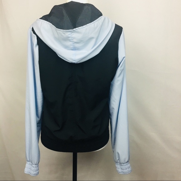 Nike windbreaker Suit  Size: M (8-10) - Picture 5 of 7